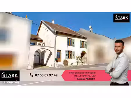 maison 9 pièces 176 m²