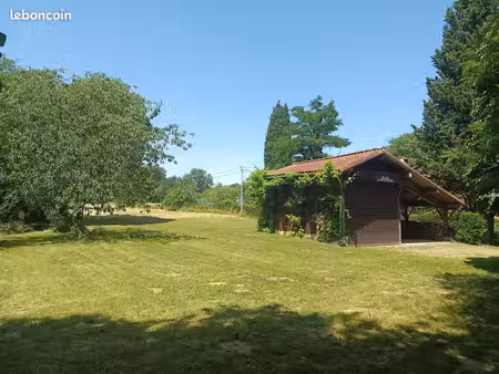 terrain constructible de 1166 m² à pujaudran