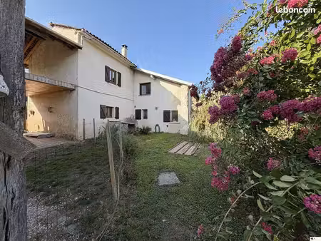 propriété 5 pièces 118 m²