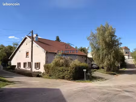 maison 7 pièces 155 m²