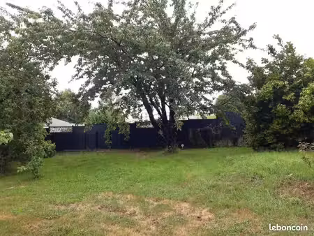 terrain 550 m² vensac