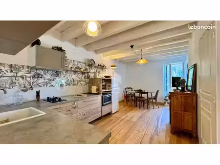 chalet 5 pièces 104 m²