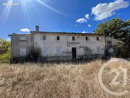 maison 7 pièces 217 m²
