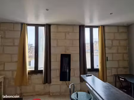 studio 1 pièce 32 m²
