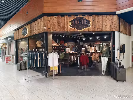 magasin de prêt à porter hommes et femmes