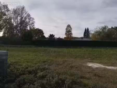 terrain 700 m² saint sulpice et cameyrac