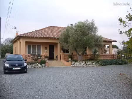 villa plain-pied & terrains constructibles à muret sud