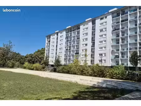 appartement 4 pièces 77 m²