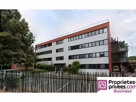 bureaux 1 333 m²