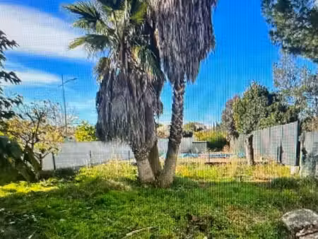 terrain 400 m² teyran