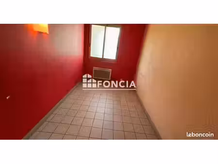 professional_premise