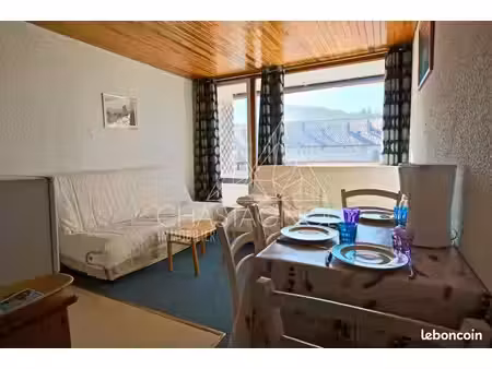 studio 1 pièce 29 m²
