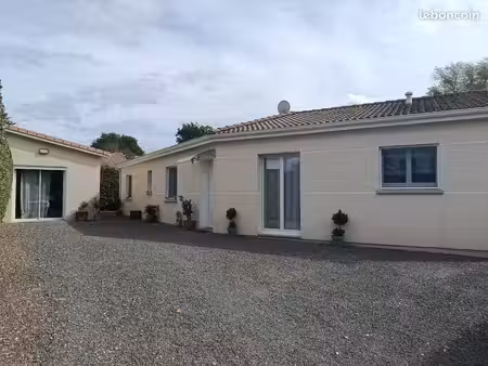 maison familiale avec studio indépendant