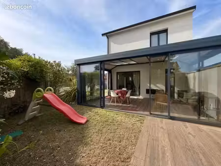 maison 4 pièces 85 m²