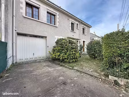 maison 7 pièces 155 m²
