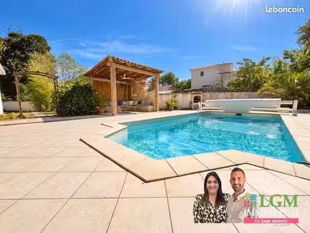 villa 4 pièces 110 m²