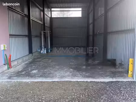 entrepôt 81 m² téthieu