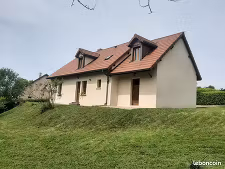maison 4 pièces 135 m²