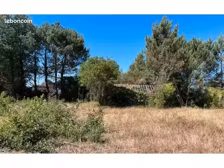 terrain 730 m² linxe