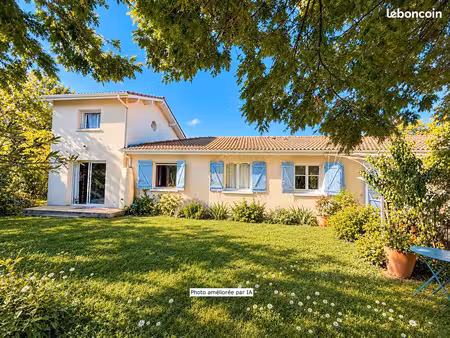 maison 5 pièces 160 m²