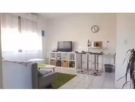 location appartement 2 pièces 34.42 m² à lunel (34400)  606 €