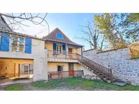 vente maison 7 pièces 194 m² à sauveterre-de-béarn (64390)  314 000 €