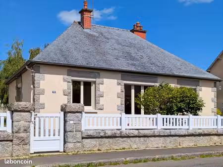maison t5 - 92 m² - plain-pied proche commodités