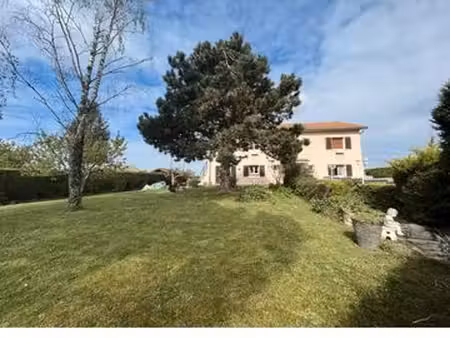 maison de 270 m2