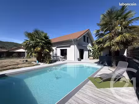 maison 7 pièces 160 m²