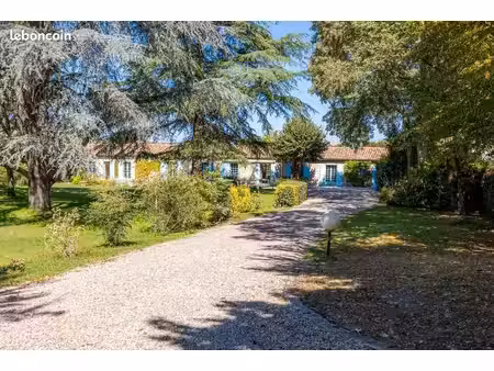 belle longère familiale aux portes de bordeaux à eysines vaste pièce de réception 5 chambr