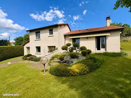 maison 7 pièces 128 m²