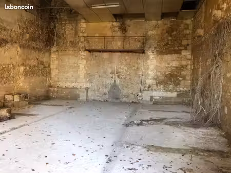 entrepôt / stockage 280 m² – saint-caprais-de-bordeaux – 1 000 ht