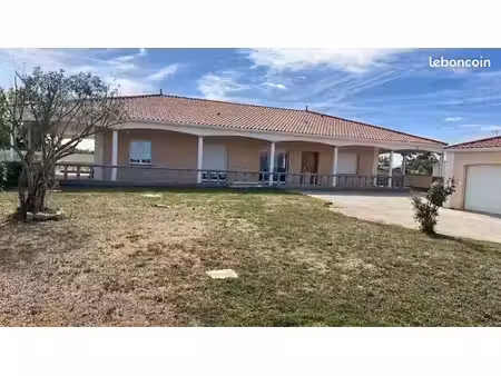 maison de plain-pied 140 m² – 4 chambres + bureau – terrain 1 000 m² – couffé