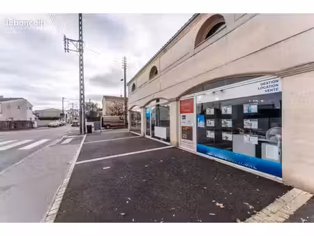 local commercial