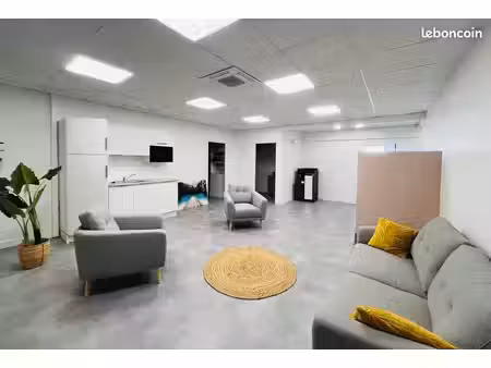 plateau de bureaux clé en main 347 m² - 7 bureaux - 66 m² d'accueil/détente - climatisatio