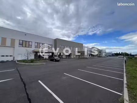 local d'activité 20 600 m²