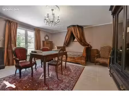 longère 9 pièces 348 m²