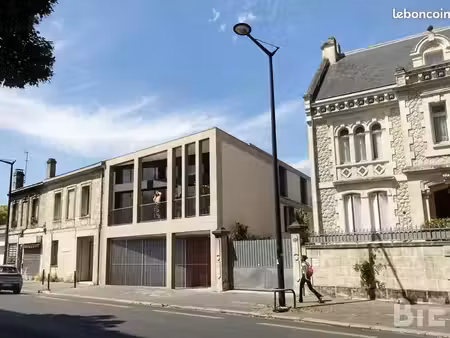 bureaux - 500 m² (immeuble privatif)