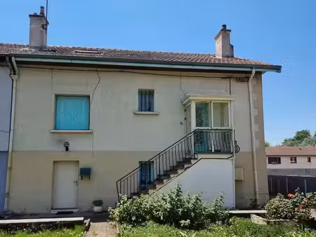 maison de ville mitoyenne - a renover