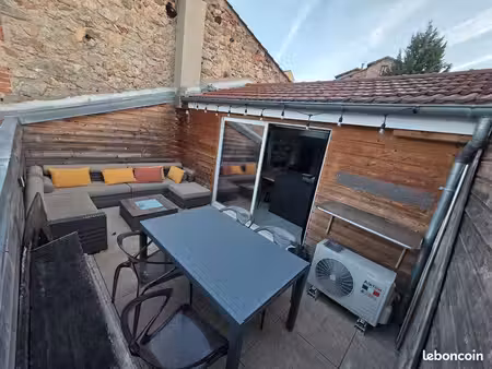 maison de ville bord de loire  terrasse