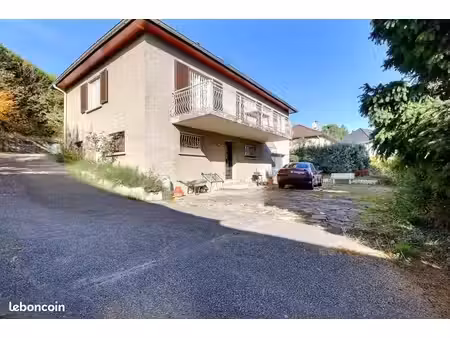 maison 6 pièces 103 m²