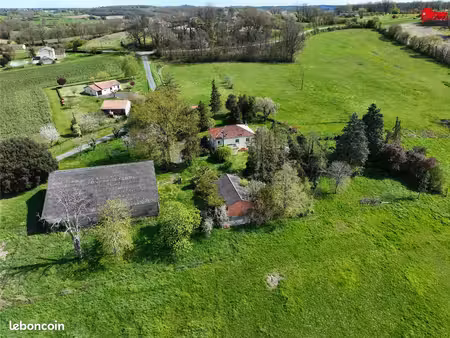 propriété 4 pièces 93 m²