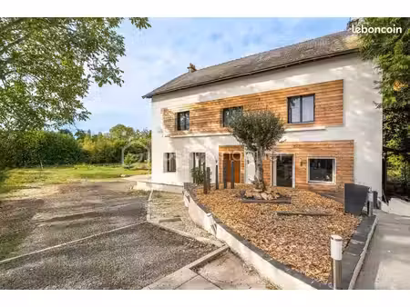 maison 7 pièces 156 m²
