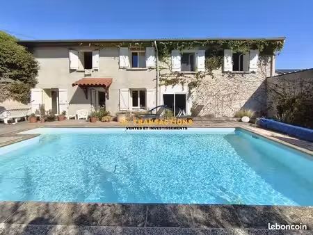 maison 7 pièces 204 m²