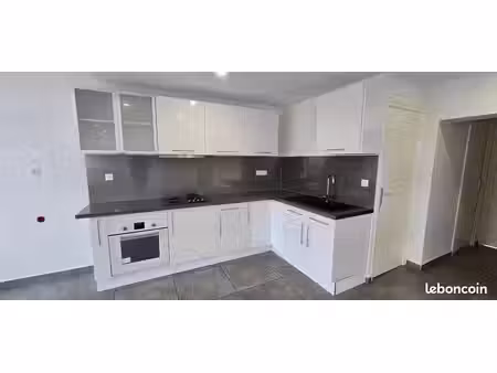 a louer f4 de 103m²