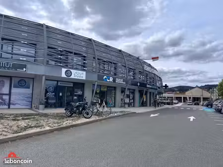 local 2 m²