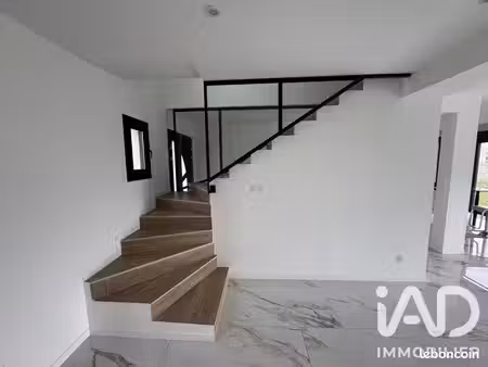 maison 6 pièces 145 m²