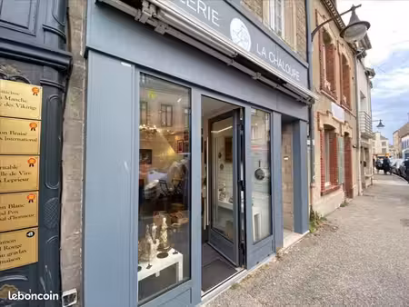 local d'activités 10 m² st vaast la hougue
