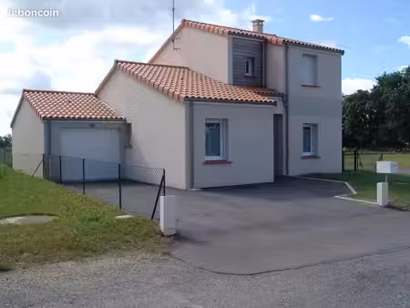 pavillon 67 m² les cerqueux sous passavan