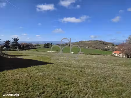 terrain 1 300 m² chaspinhac